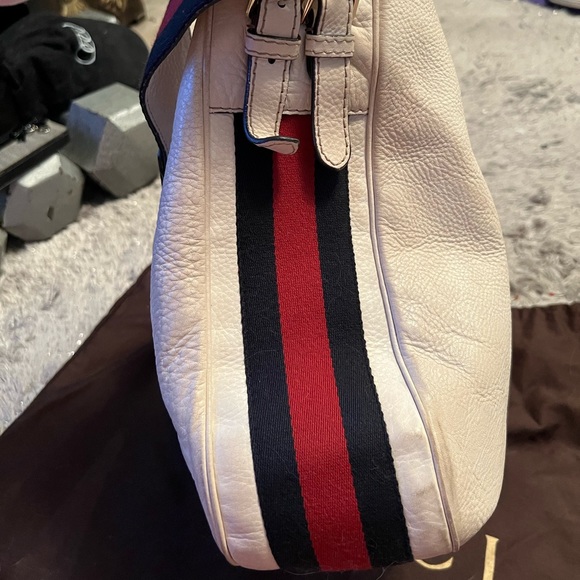 Gucci Off White Heritage Medium Hobo Bag - Picture 6 of 16